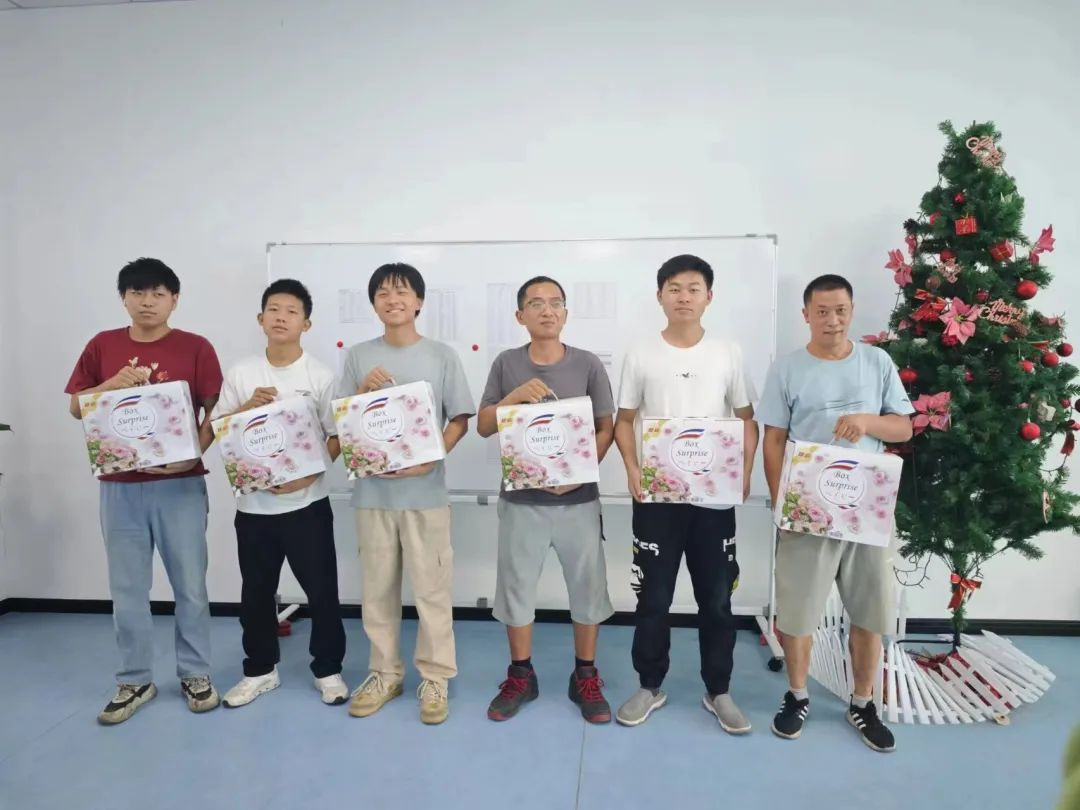 關(guān)愛職工·情系一線 | 寶開工會(huì)組織開展“夏送清涼”慰問活動(dòng)