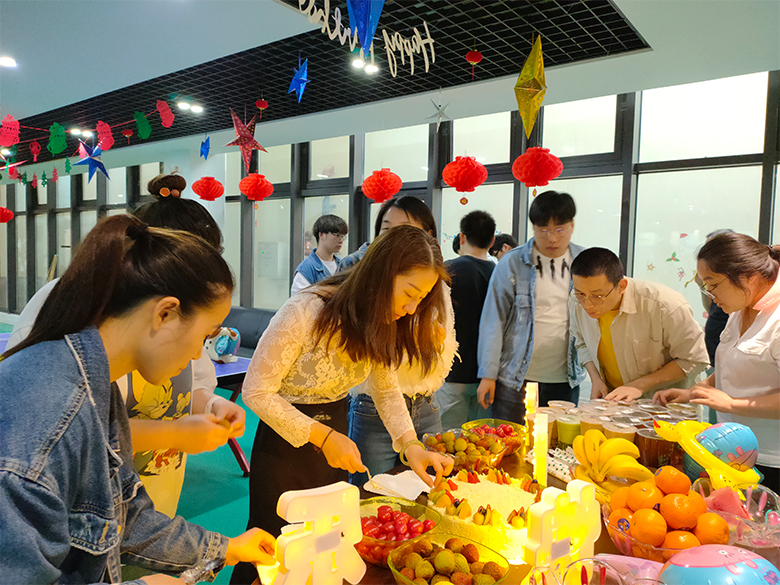 員工集體生日會｜溫馨五月，感恩有你，攜手同行