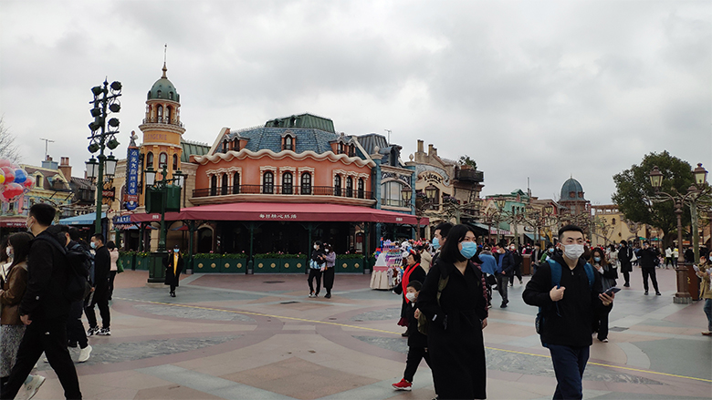 Happy Women’s Day | 歡度三八節(jié)，我們相約上海迪士尼樂園