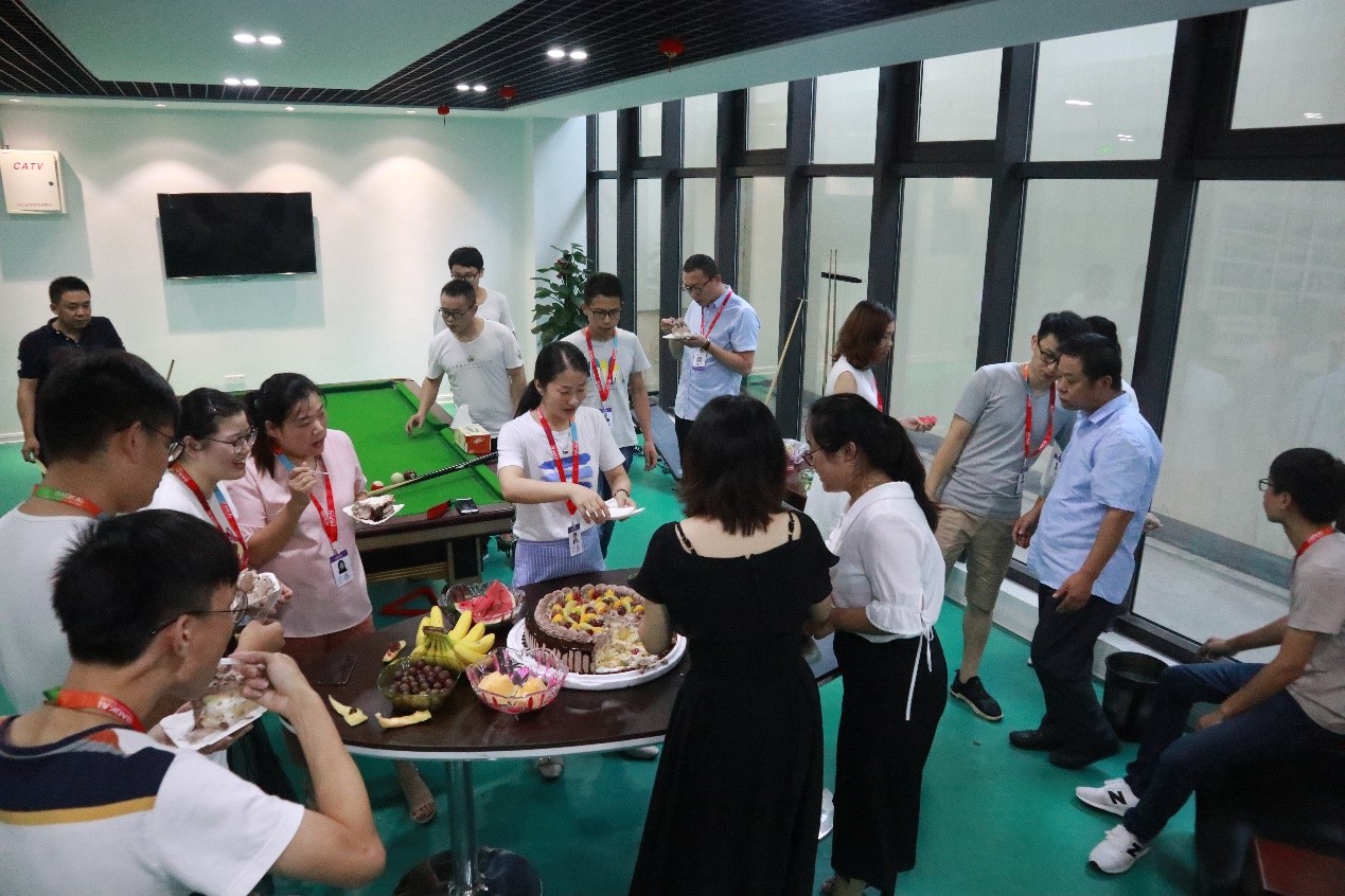 八月未央，歡聚一夏 | 寶開(kāi)集體生日會(huì)：共享歡樂(lè)時(shí)刻